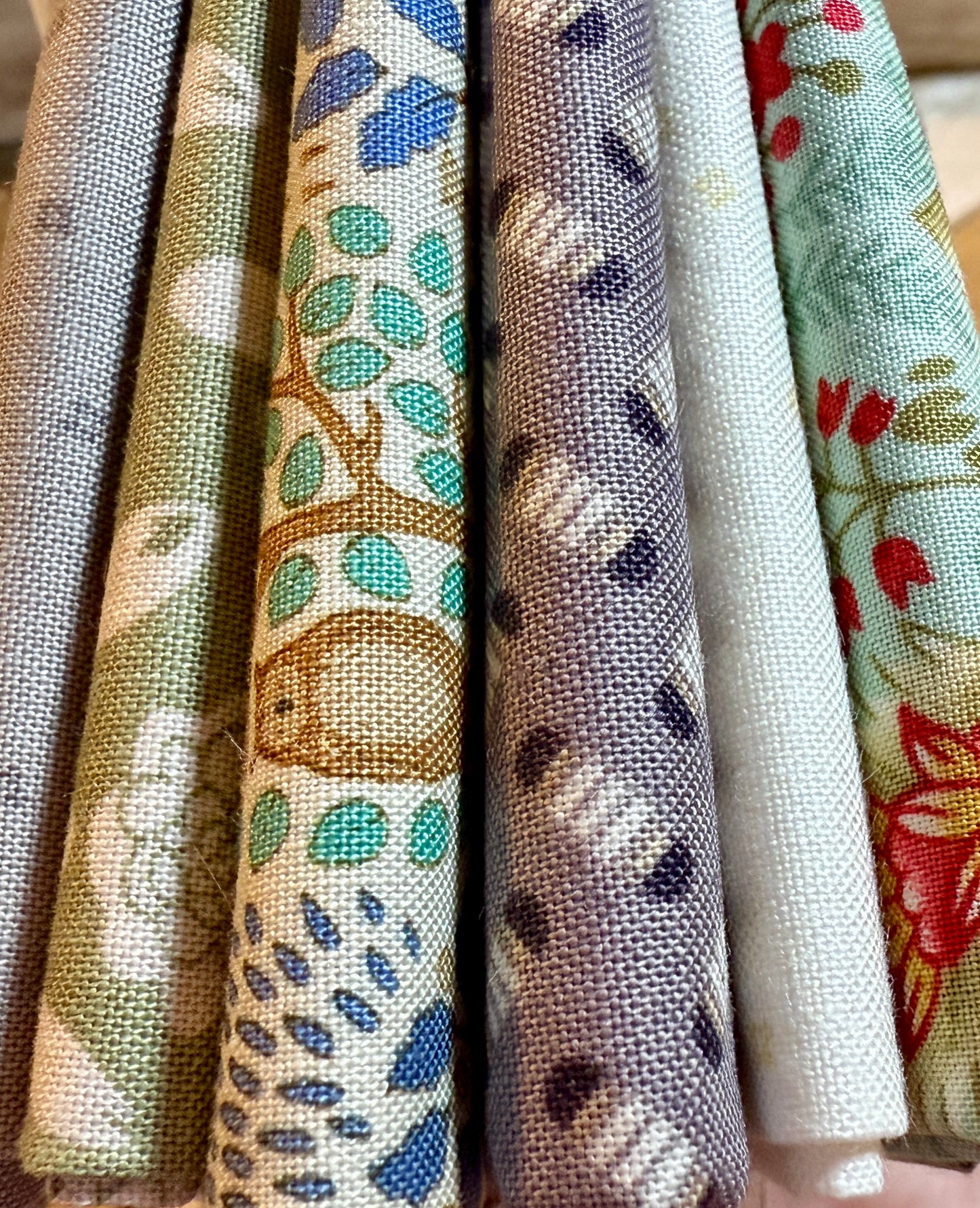 Fat Quarter - Bespoke Bundle - Hedgerow