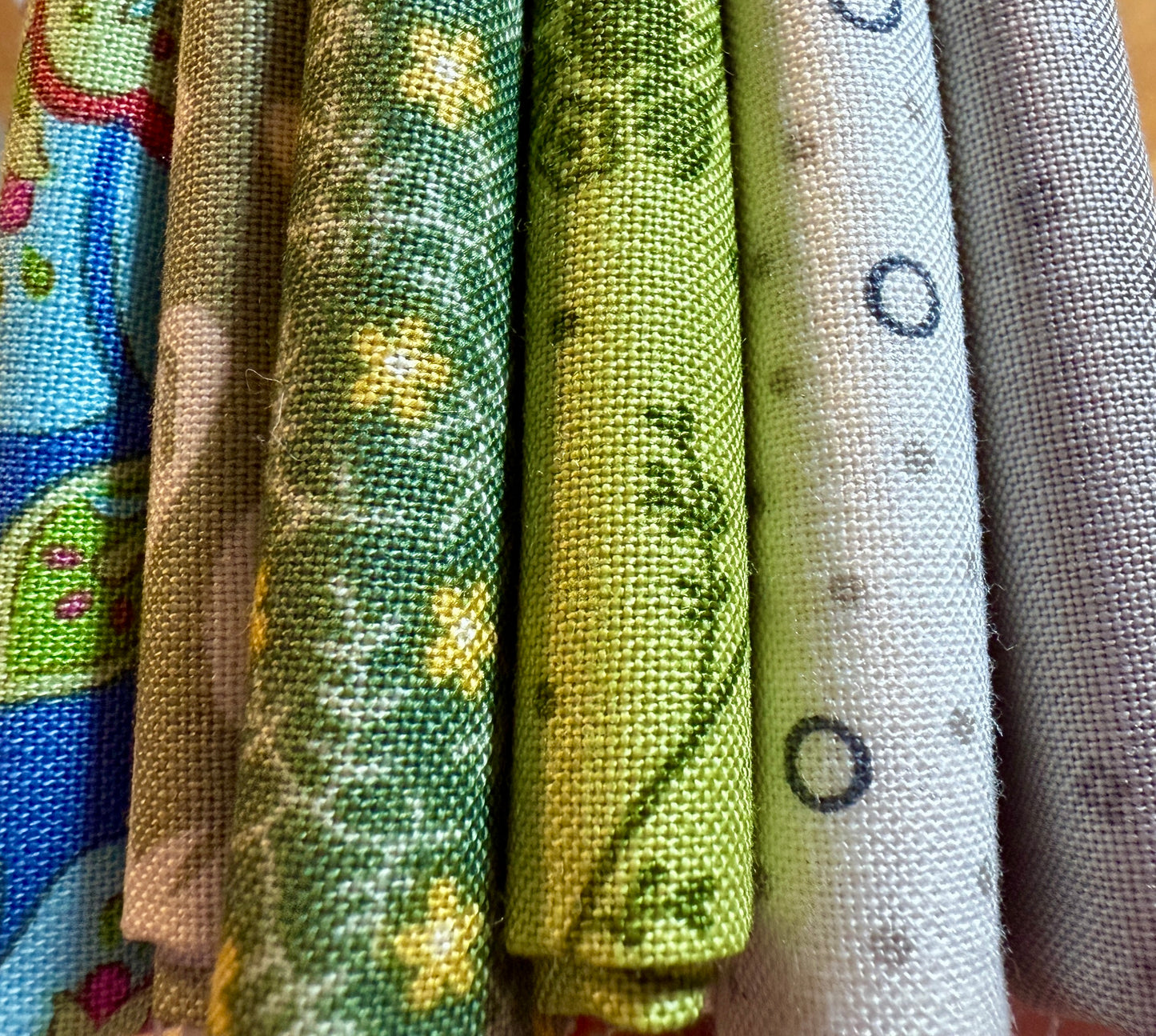 Fat Quarter - Bespoke Bundle - Seagrass