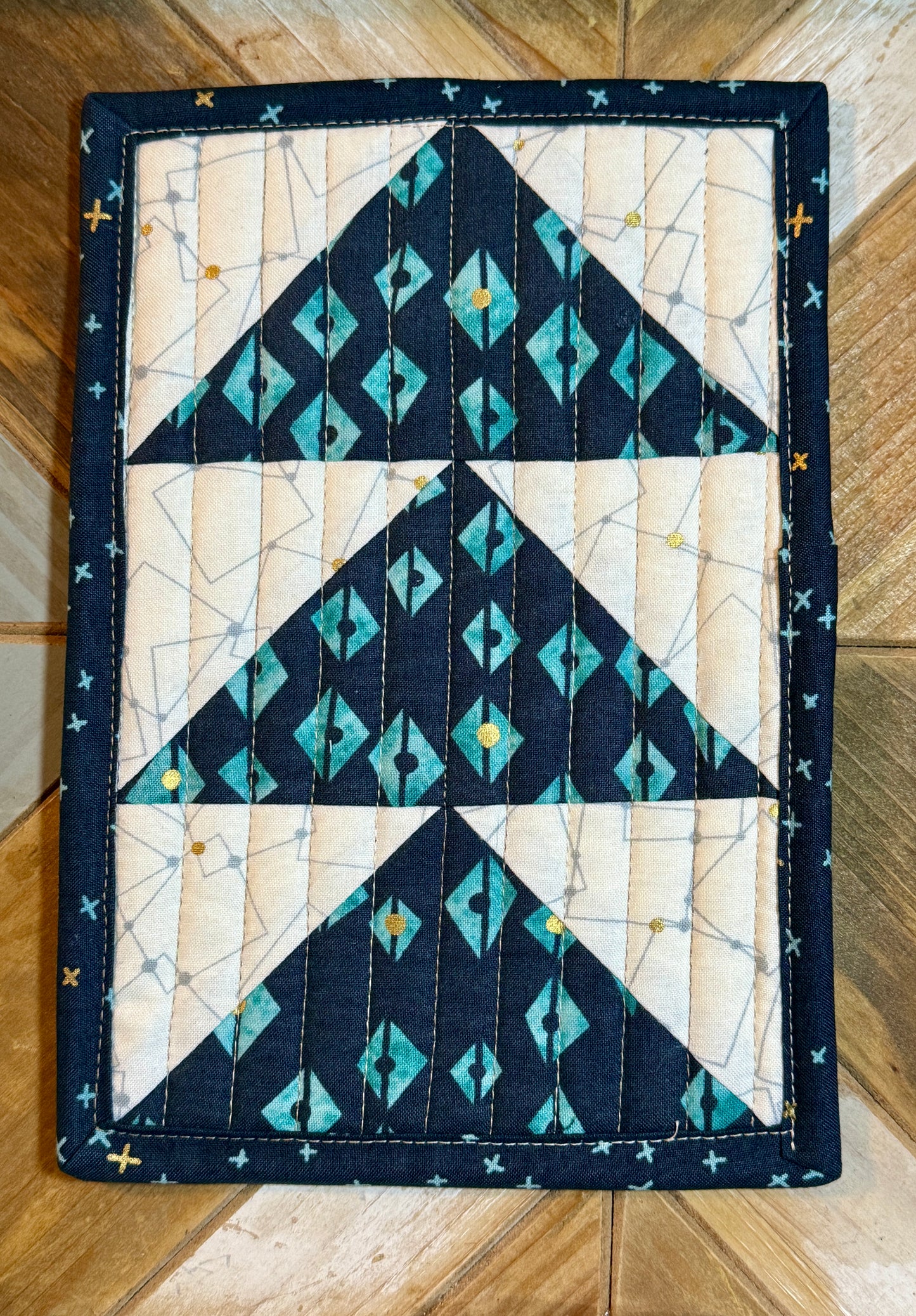 Tea Mat/Mug Rug - Geese - Navy/White