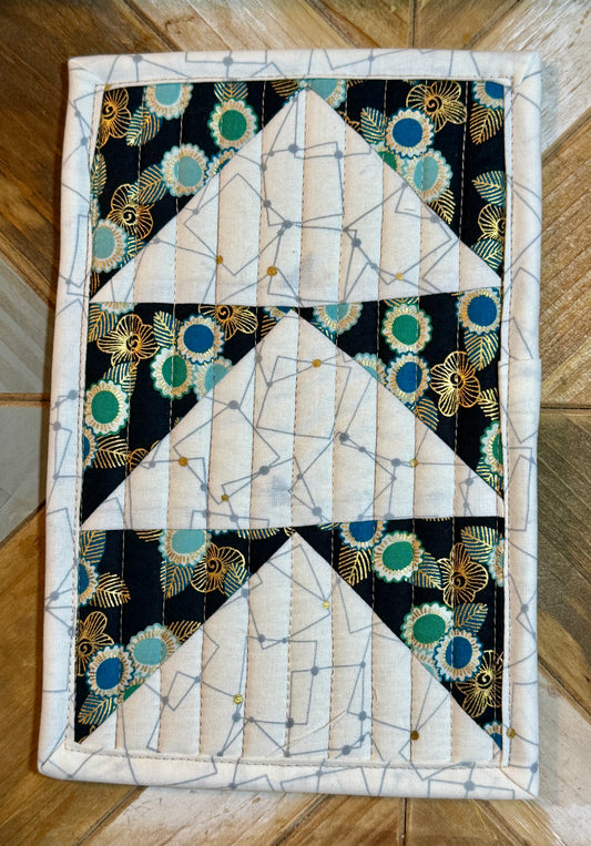 Tea Mat/Mug Rug - Geese - White/Black Floral