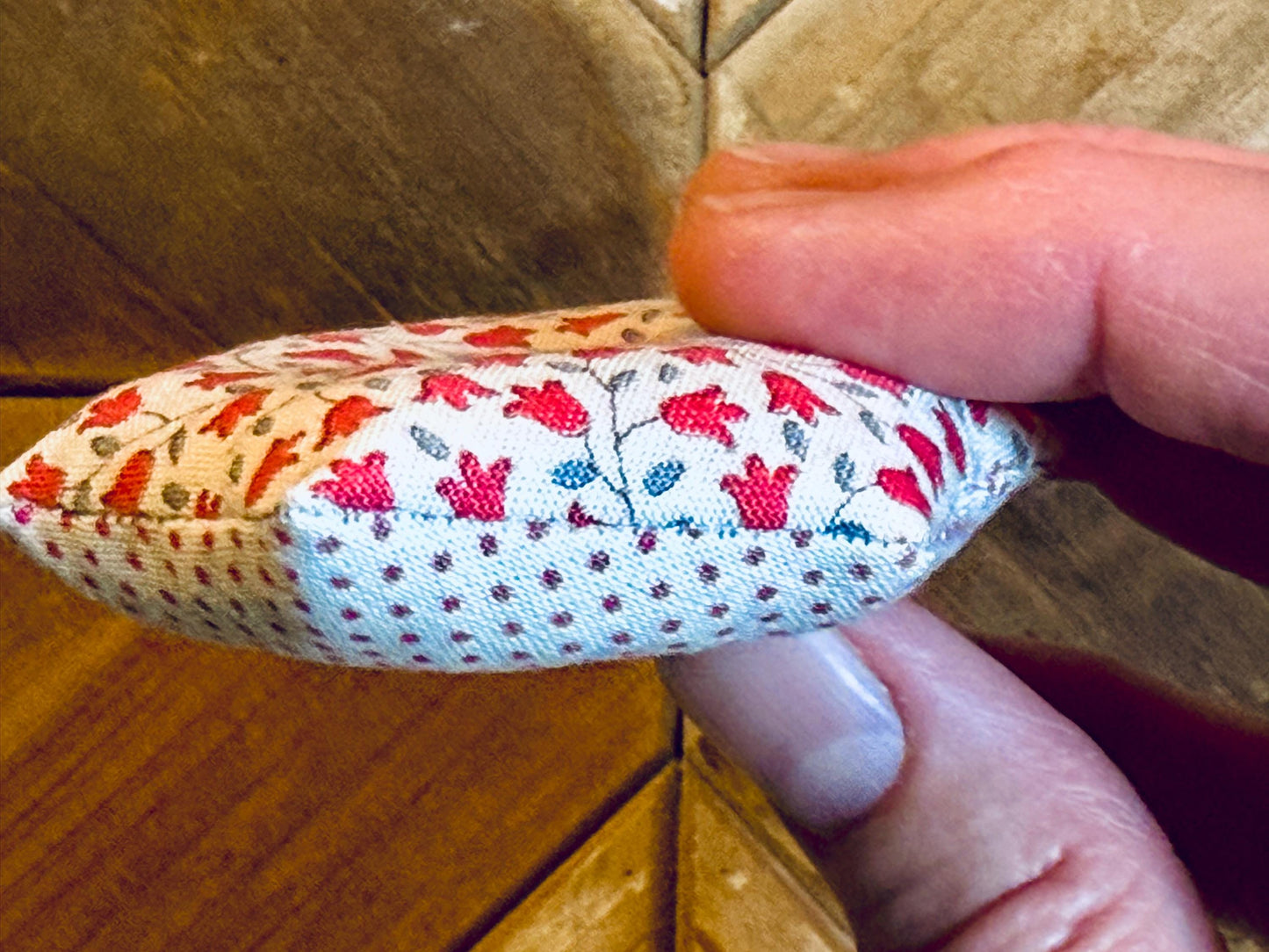 Pin Cushion - Mini Hexie - Red